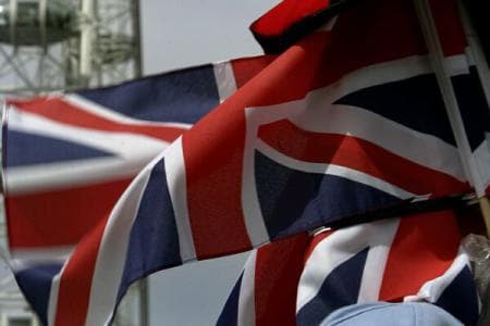 Numărul românilor și bulgarilor sosiți în Marea Britanie a crescut de aproape trei ori între 2011 și 2013