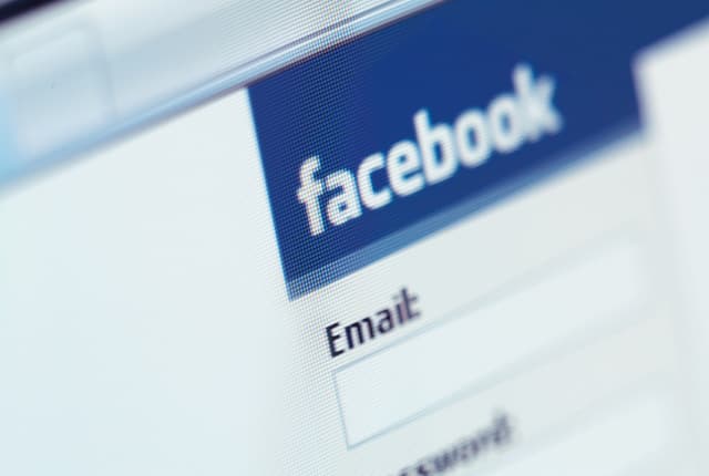 Квартальная прибыль Facebook превысила 500 миллионов долларов