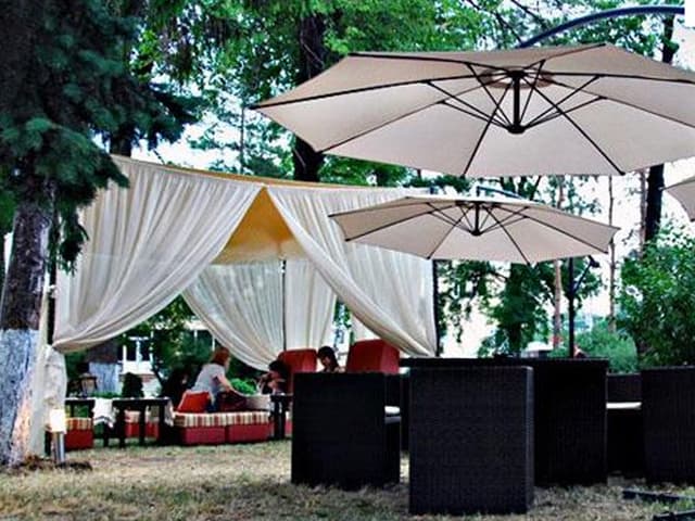 A fost aprobat un nou Regulament privind organizarea teraselor de vară în municipiul Chișinău