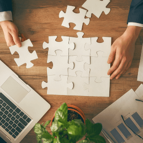 Mai puțină birocrație pentru antreprenori. Ministerul Economiei propune reducerea controalelor și a actelor permisive