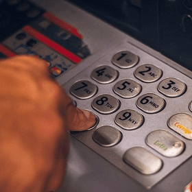 Echiparea terminalelor cash-in cu imprimantă fiscală