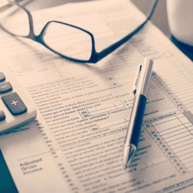 Perisabilitatea naturală, provizioanele privind indemnizația pentru concediu de odihnă, premii și datoriile compromise: reflectarea în VEN12 