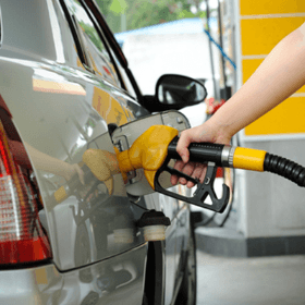 Amplasarea stațiilor de alimentare a autovehiculelor cu produse petroliere va fi reglementată