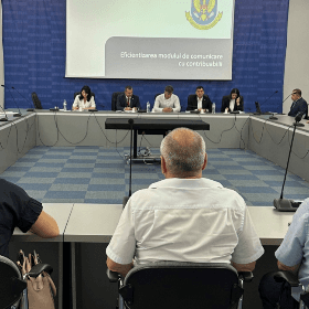 Angajații SFS din domeniul recuperării creanțelor, instruiți pe aspecte de comunicare și integritate