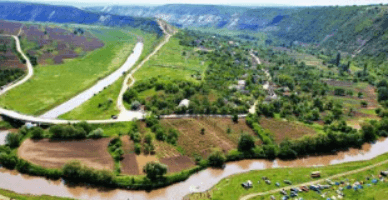 Încasările agențiilor de turism din Moldova în primul semestru, în creștere cu peste 15%