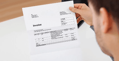 Следует ли выписывать налоговую накладную при получении авансового платежа за подарочные сертификаты?