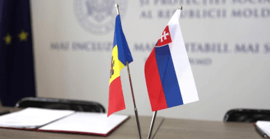 Cetățenii moldoveni care activează în Slovacia vor beneficia de garanții sociale