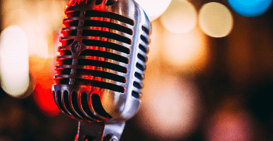 Cum reflectă organizația necomercială serviciile prestate de artiștii invitați pentru a participa la un eveniment cu titlu gratuit?