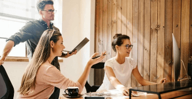  Tinerii care se angajează pentru prima dată vor fi beneficia de indemnizație din partea statului