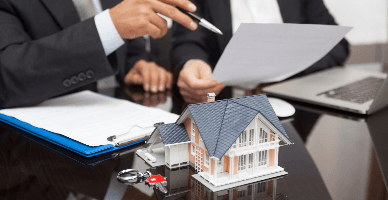 Agenții imobiliari vor putea activa doar după obținerea actului permisiv