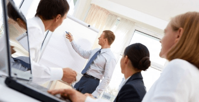 Detașarea lucrătorilor în contextul prestării de servicii transnaționale va fi reglementată prin lege