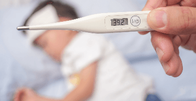 Dreptul persoanei asigurate, revenite la serviciu până la expirarea perioadei de îngrijire a copilului până la 3 ani, de a beneficia de indemnizația de incapacitate temporară de muncă în cazul îmbolnăvirii copilului 