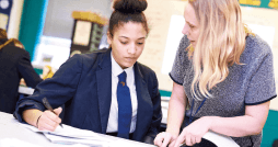 Se reflectă în Declarația privind TVA valoarea mărfurilor, serviciilor importate cu scutire de TVA fără drept de deducere, precum și cele importate cu scutire de TVA cu drept de deducere?