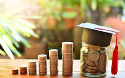 Educație financiară