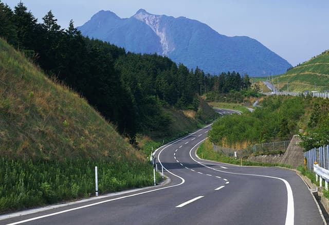 Companiile care repară drumurile riscă să fie penalizate dacă întîrzie cu efectuarea lucrărilor