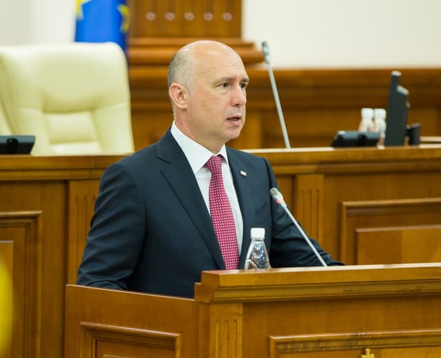 Noua structură a Guvernului, solicitată de Prim-ministru