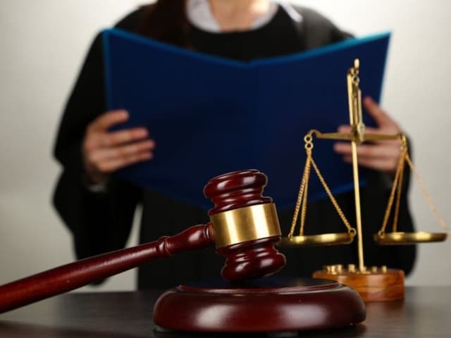 Despre refuzul executorului judecătoresc de a intenta procedura de executare silită