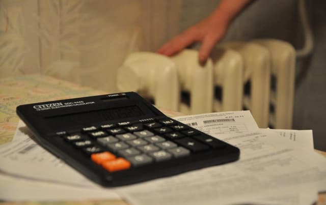 Cererile pentru compensaţii la căldură pot fi depuse din 20 septembrie